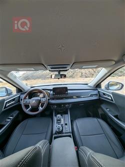 ميتسوبيشي اوتلاندر